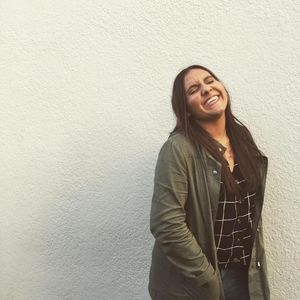 Meet your Posher, Genesis zoe